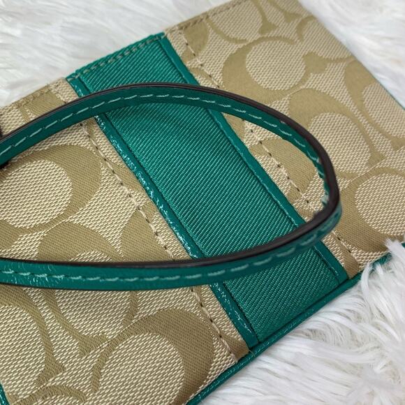COACH Green Khaki Signature Canvas Wristlet - Picture 4 of 8